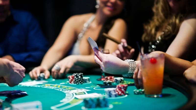 How to Gain Advantage During Blackjack Against Dealers?