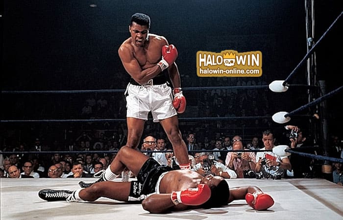 Top 10 Heavyweights Boxer from the Boxing Hall of Fame - Muhammad Ali