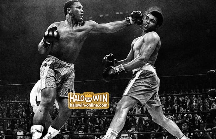 Top 10 Heavyweights Boxer from the Boxing Hall of Fame - Joe Frazier