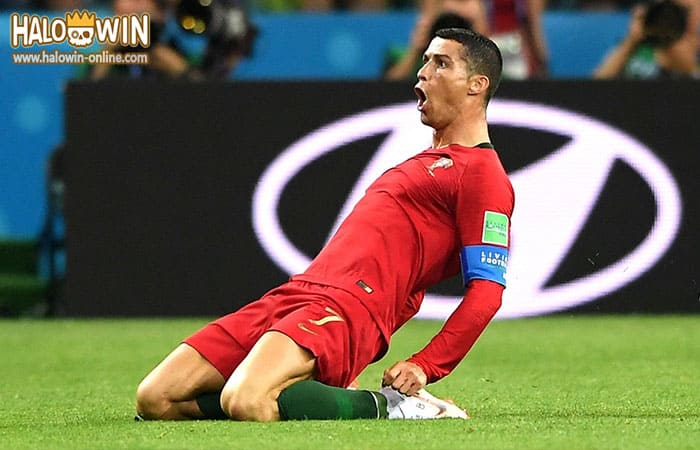 Manchester United terminate Cristiano Ronaldo's contract during 2022 FIFA World Cup