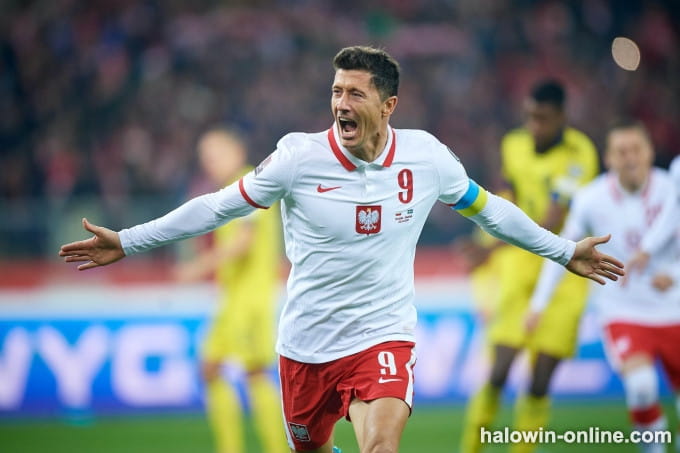 Players Who Could be Playing their Final Game in FIFA 22 World Cup-Robert Lewandowski (Poland)