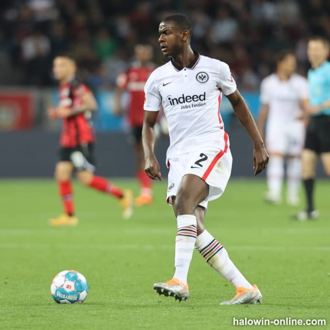 FIFA 22 Bundesliga Team Impressive Players of the Season-Evan Ndicka (Eintracht Frankfurt)